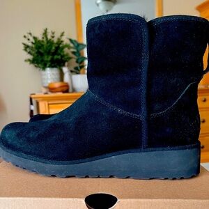 UGG KRISTIN Wedge boots